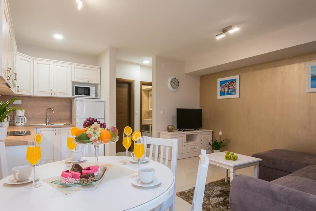 Apartments Villa Stella Orebić Esterno foto