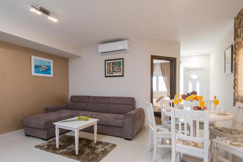 Apartments Villa Stella Orebić Esterno foto